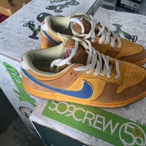 Nike Kids Sneakers - Yellow, Blue, and Brown